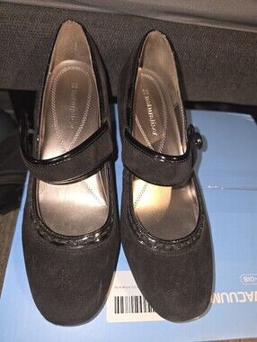 Naturalizer Black Leather Heel Pumps - 7.5M